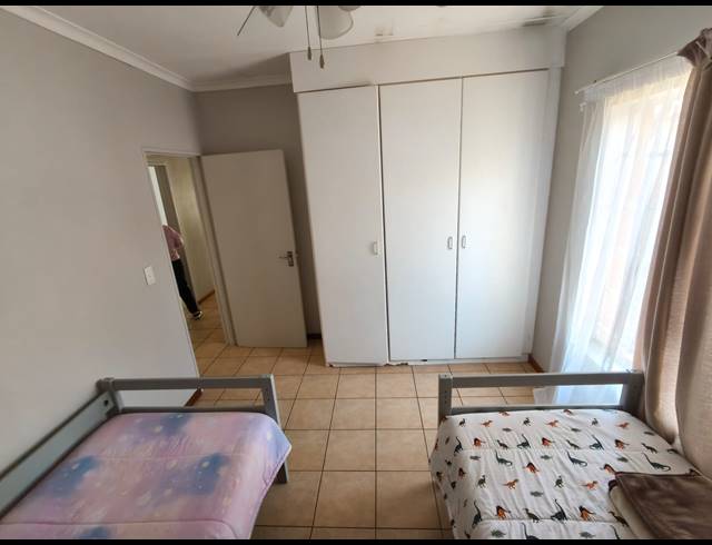 4 BEDROOM TOWNHOUSE FOR SALE IN CASHAN